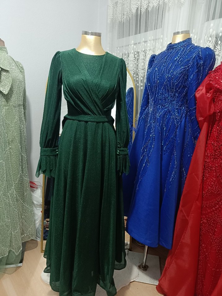 Yeşil Drapeli Uzun Kadın Abiye Elbise Satılıktır - Görsel 3