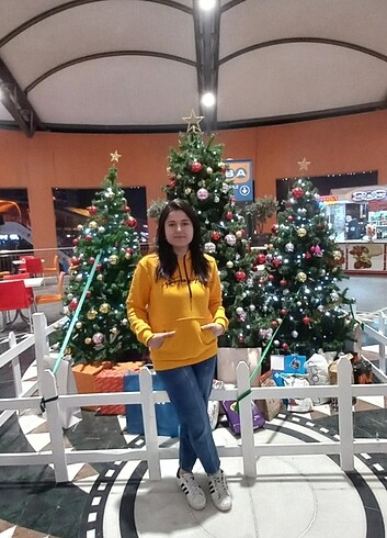 Sarı sweatshirt
