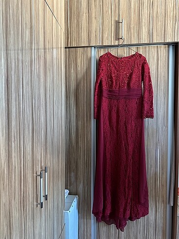Bordo tesettür abiye