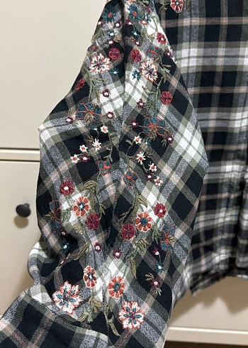 Kadın Gri Nakışlı Bohem Gömlek - Görsel 3