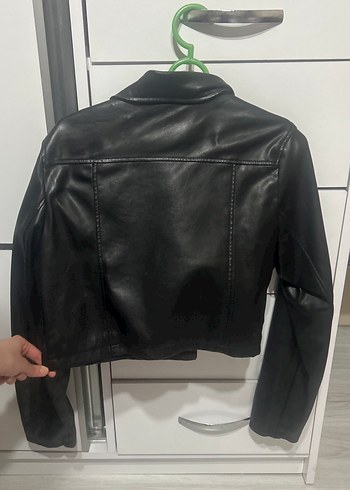 Siyah Deri Düğmeli Kadın Ceket - Görsel 4
