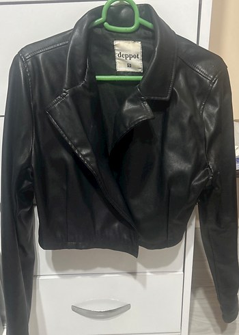 Siyah Deri Düğmeli Kadın Ceket - Görsel 3