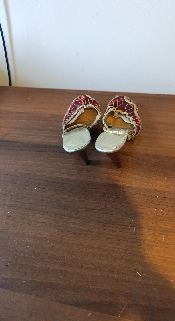 Bordo İşlemeli Kadın Dolgu Topuklu Abiye Ayakkabı - Görsel 3