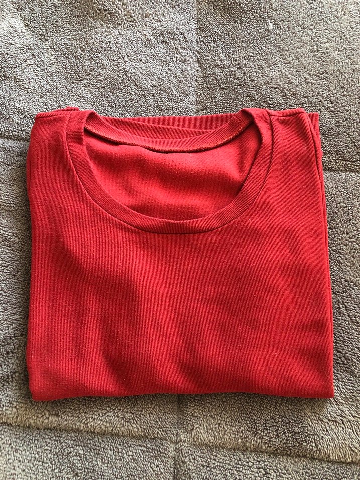 Kırmızı Kazak - Görsel 3