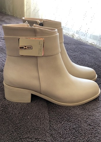 Kadın Topuklu Bot - Görsel 2