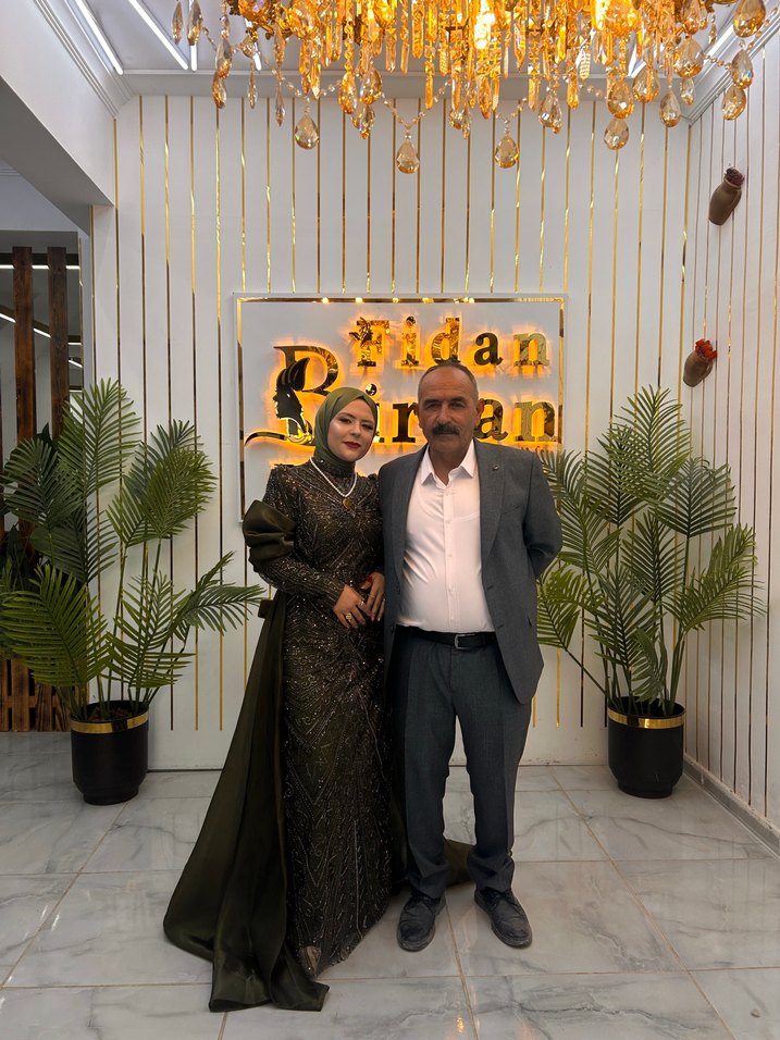 İşleme detaylı Haki Uzun Kollu Tesettür Abiye - Görsel 4