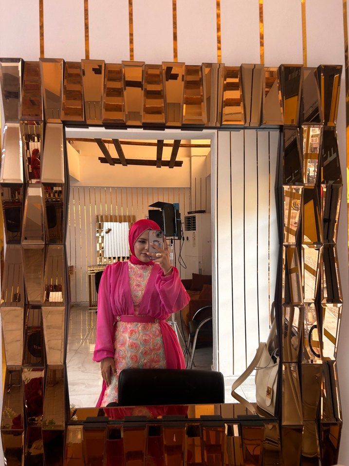 Uzun Pembe Drapeli 3Dgül kumaşlı Belden Bağlamalı Tesettür Abiye - Görsel 3