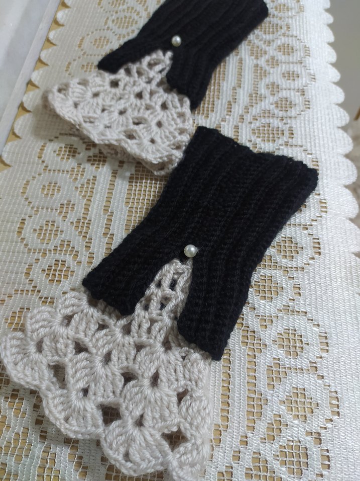 Beyaz Siyah Örgü Vintage Tarzı Kadın Eldiveni - Görsel 4