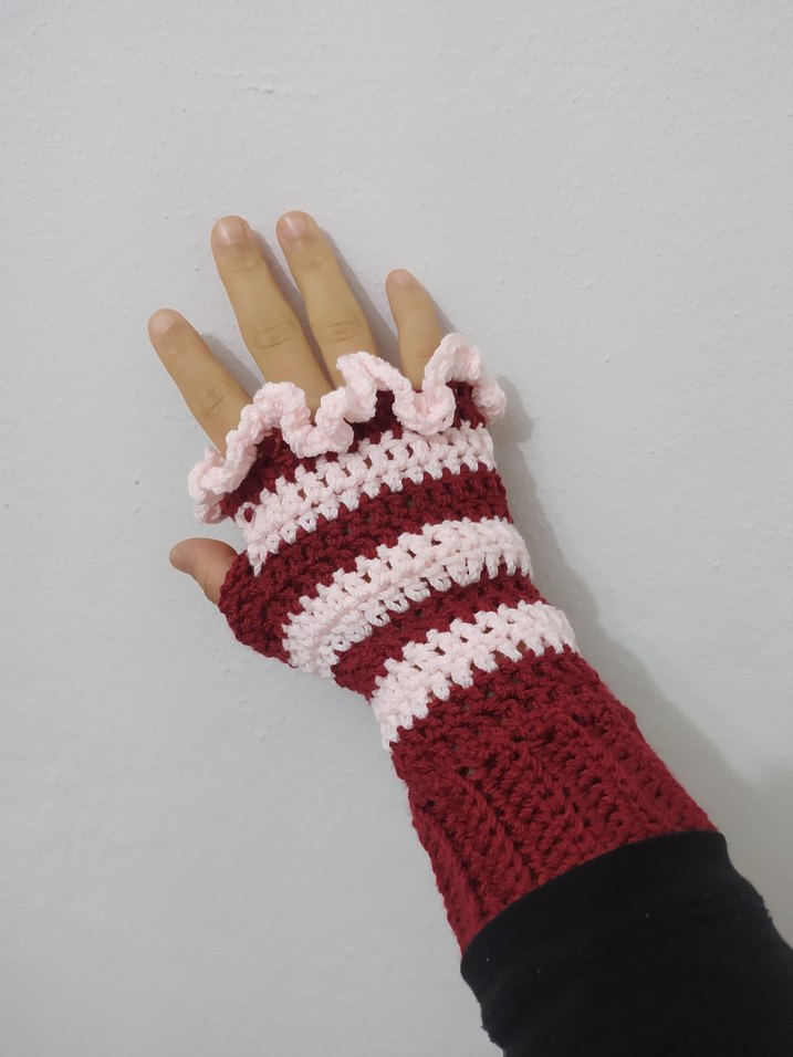 Bordo Pembe Fırfırlı Örgü Kadın Eldiveni - Görsel 4