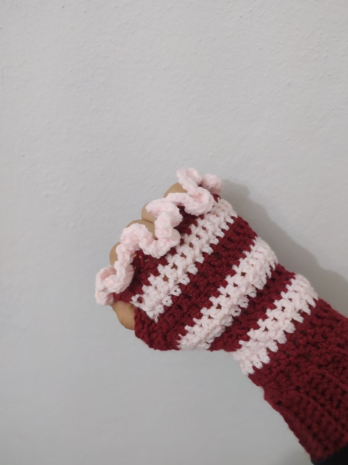 Bordo Pembe Fırfırlı Örgü Kadın Eldiveni - Görsel 2