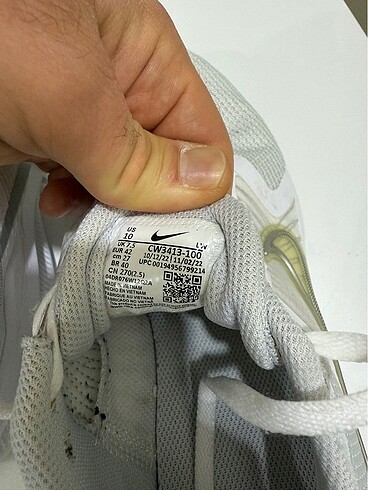 42 Beden beyaz Renk Orjinal Nike downshifter 11 42 numara