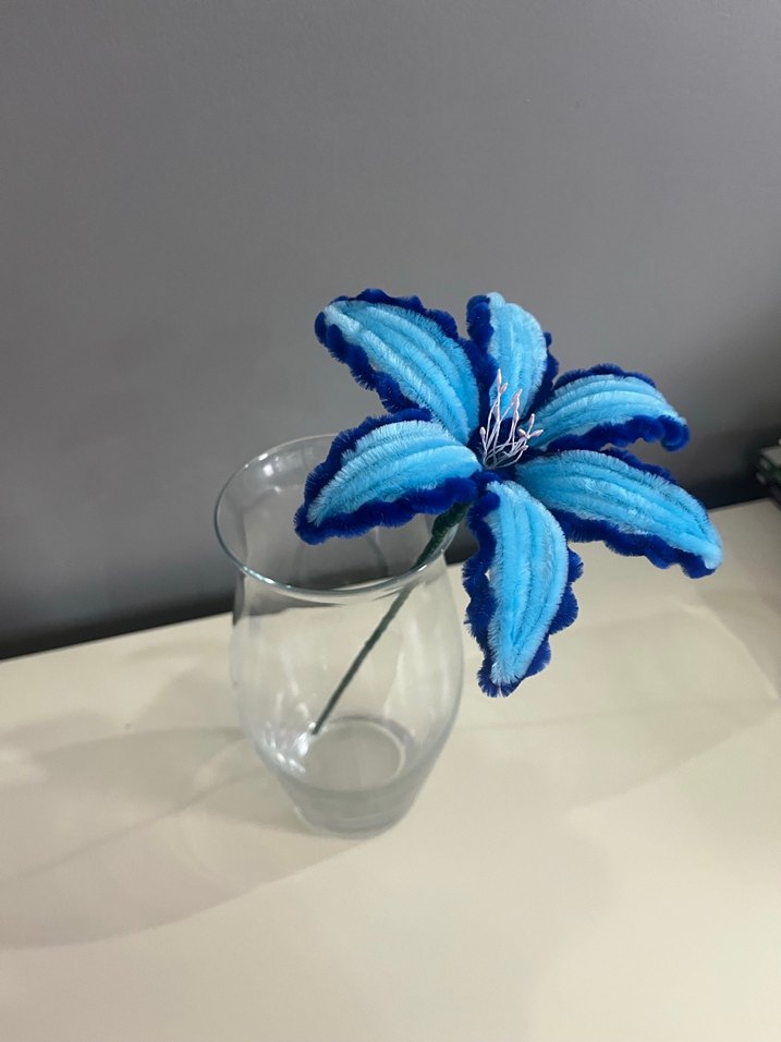 Mavi el yapımı Çiçek - Görsel 3