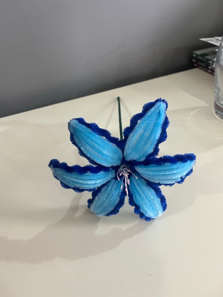 Mavi el yapımı Çiçek - Görsel 5