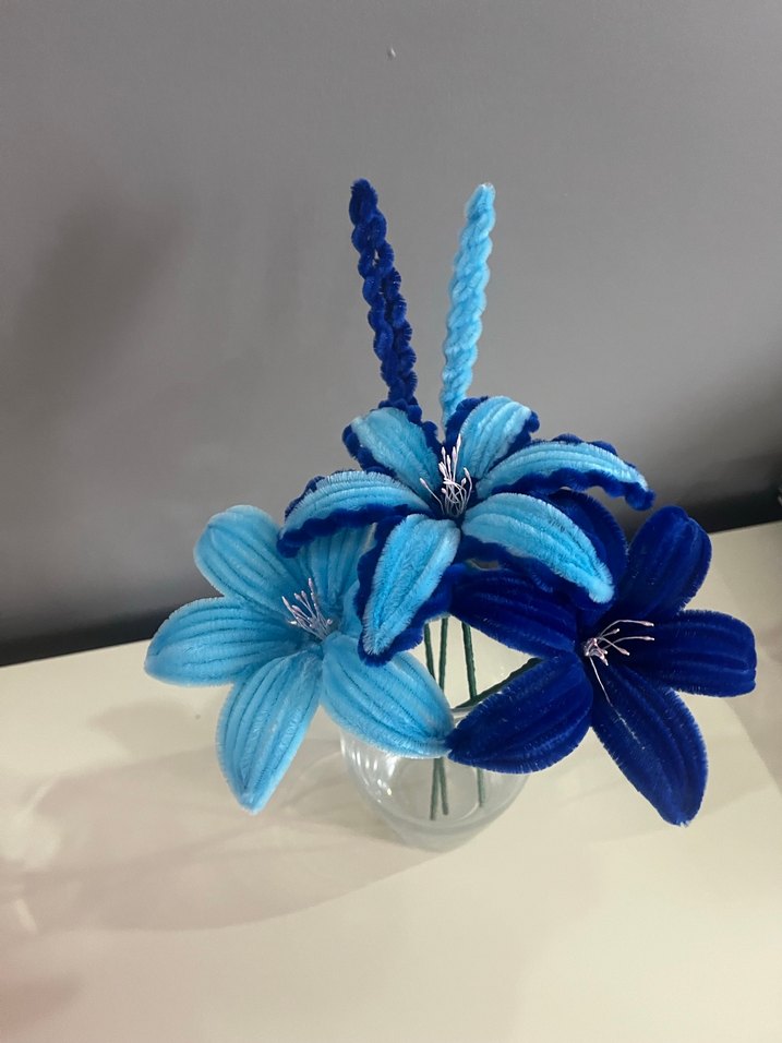 Mavi Renkli Çiçek şönil - Görsel 2