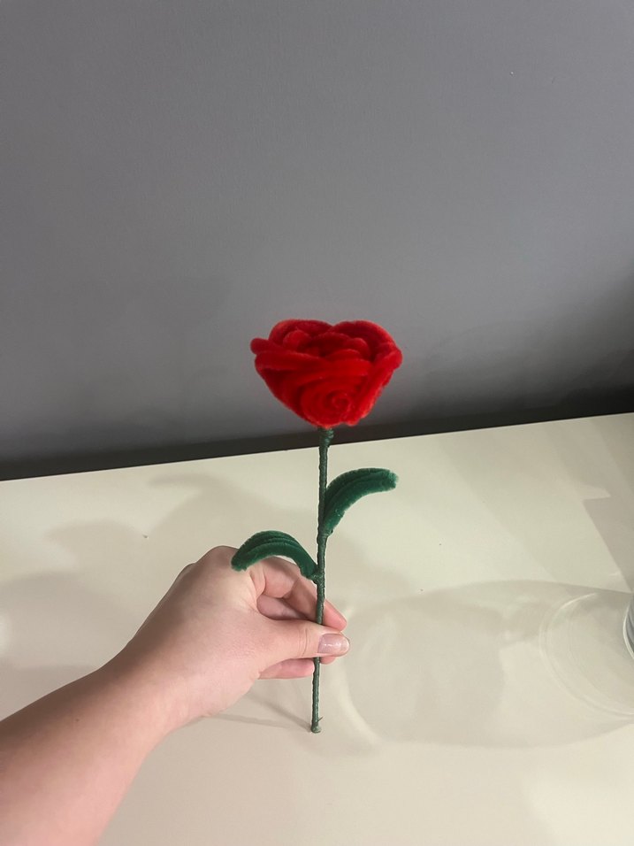 Kırmızı Gül şönil - Görsel 5