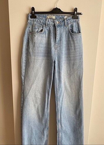 Wideleg jean