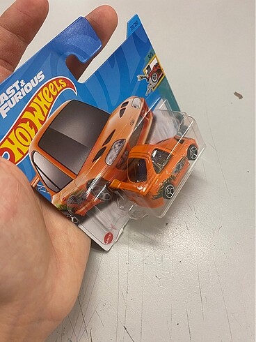  Beden Hot wheels