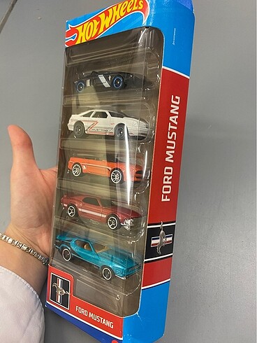  Hot wheels