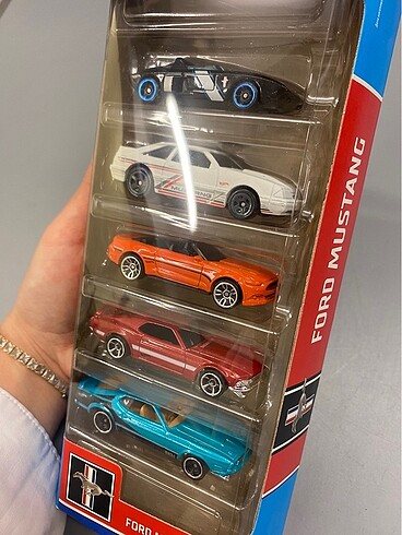  Beden Renk Hot wheels