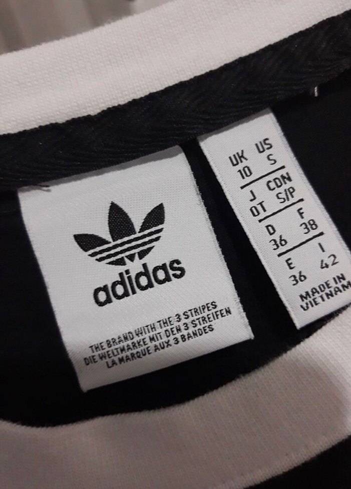 Adidas Siyah Crop Sweatshirt - Görsel 3