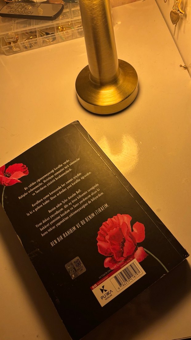 Rahip - Sierra Simone Roman - Görsel 3