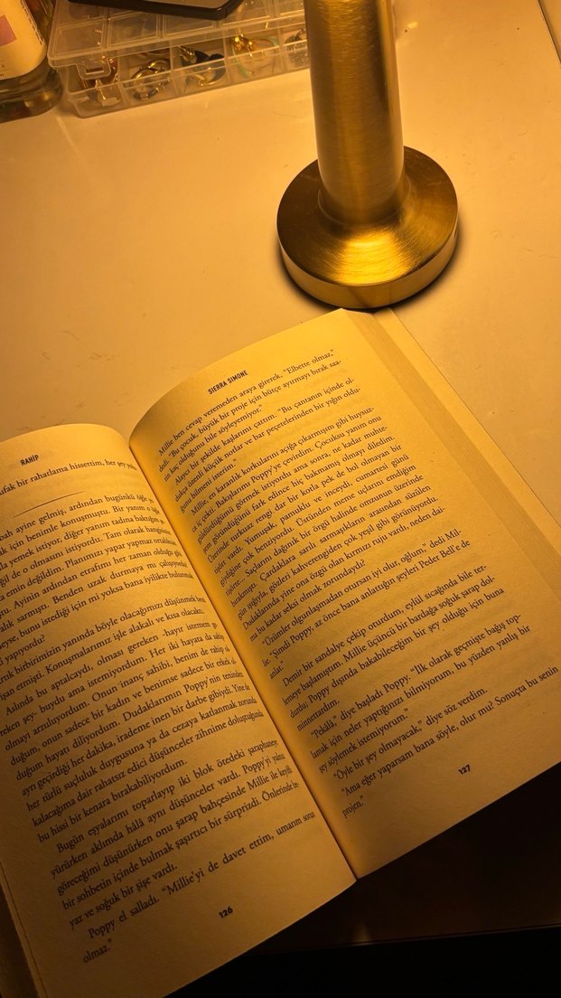 Rahip - Sierra Simone Roman - Görsel 2