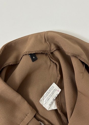 Kahverengi Kemerli Mini Şort Etek - Görsel 3