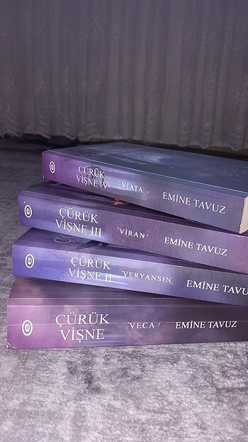 Emine Tavuz Çürük Vişne serisi 1,2,4(imzalanmış)