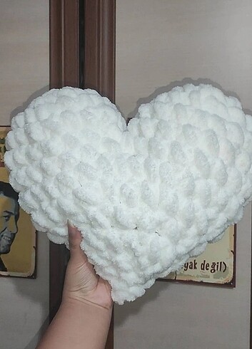 Kalpli puffy yastık