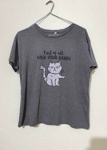 Gri Baskılı Rock Punk Kadın Tişörtü