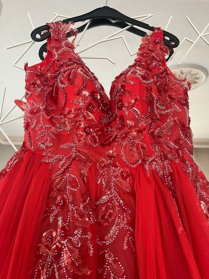 Kırmızı Drapeli Uzun Abiye Elbise - Görsel 5