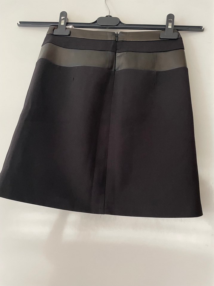 Siyah Mini Etek, Kemer Detaylı, Ofis Stili - Görsel 2