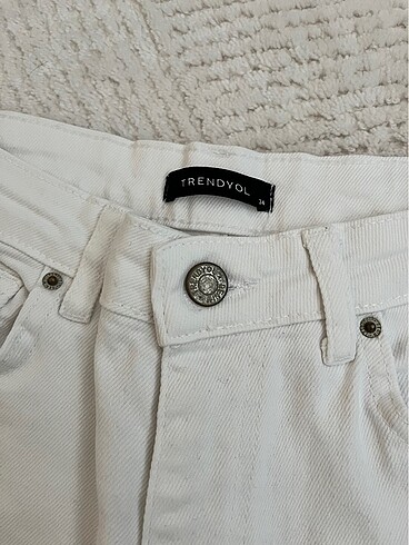 34 Beden Milla beyaz jeans