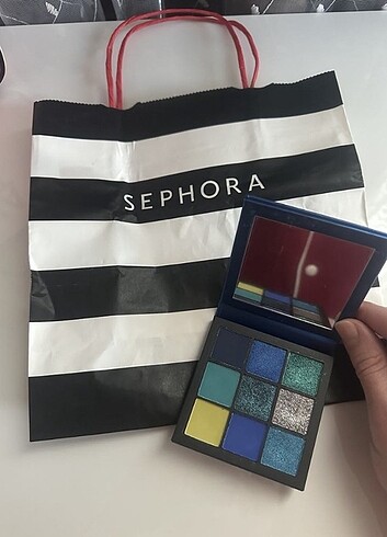 Orijinal Huda Beauty Sapphire Obsessions