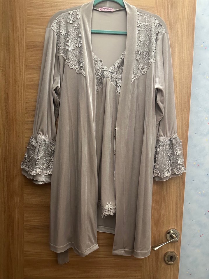 Nakışlı Bej Mini Kadın Pijama Takımı - Görsel 5