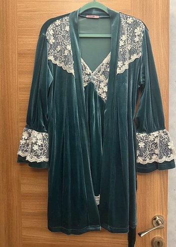 Vintage Nakışlı Uzun Kadın Pijama Takımı - Görsel 2