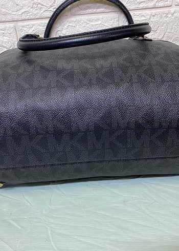 Siyah Deri Kadın İş Çantası - Görsel 8