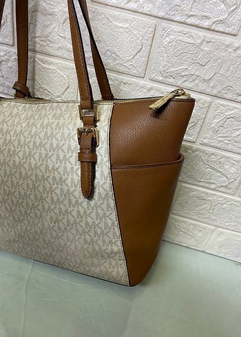 Michael Kors Bej Deri Baskılı Kadın Çanta - Görsel 3