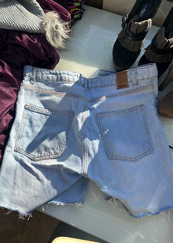 Gri Renkli Kadın Kot Şort, Gevşek Kesim, Mini - Görsel 3