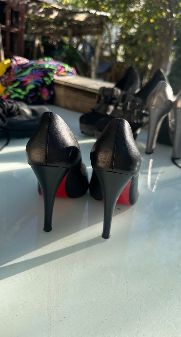 Parlak Siyah Kadın Stiletto Topuklu Ayakkabı - Görsel 3