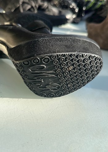 Tokalı Siyah Deri Kadın Dolgu Topuk Bot - Görsel 5