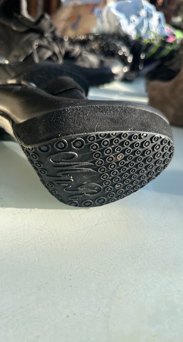 Tokalı Siyah Deri Kadın Dolgu Topuk Bot - Görsel 5