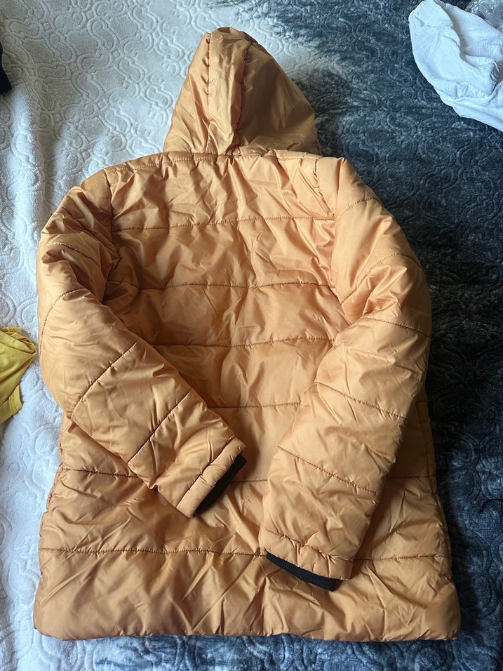 Bej Kapüşonlu Kadın Kış Montu - Görsel 4