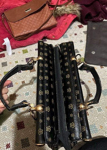 Klasik Siyah Deri Kemerli Kadın Çanta - Görsel 4