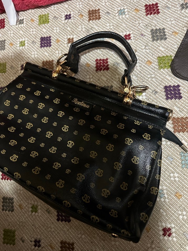 Klasik Siyah Deri Kemerli Kadın Çanta - Görsel 3