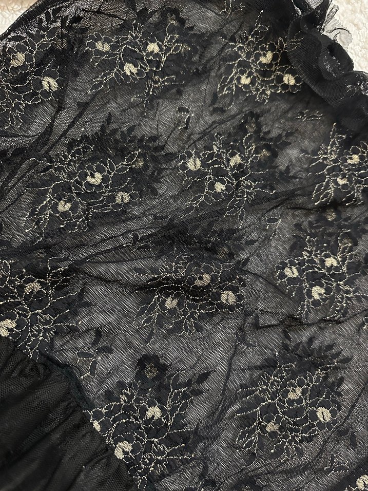 Dantel Detaylı Siyah Gotik Bluz - Görsel 3