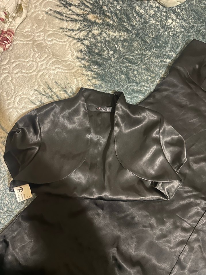 Saten elbise - Görsel 3