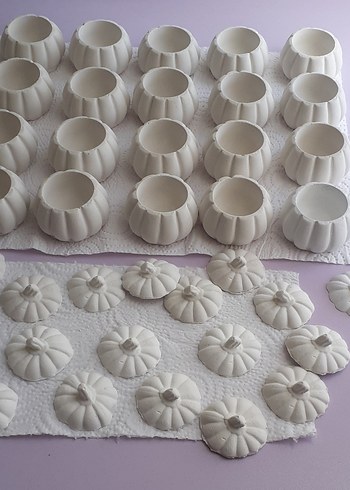 Beyaz Seramik Kabak Şekilli Dekoratif Objeler