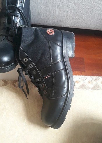 Diğer Siyah Bağcıklı 44 numara Deri Bot