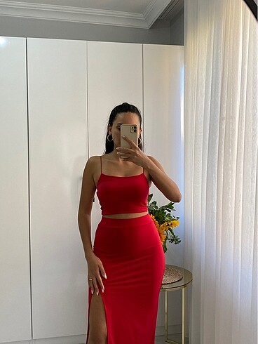 l Beden Kırmızı crop etek takım